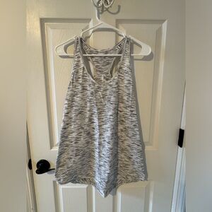 Lululemon tank. Size 8